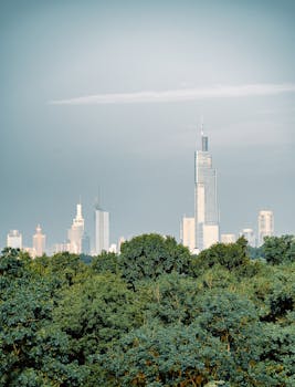  中东局势升级影响全球资产定价；A股港股科技消费股逆势蓄力，长期配置价值逐步显现。 股票财经