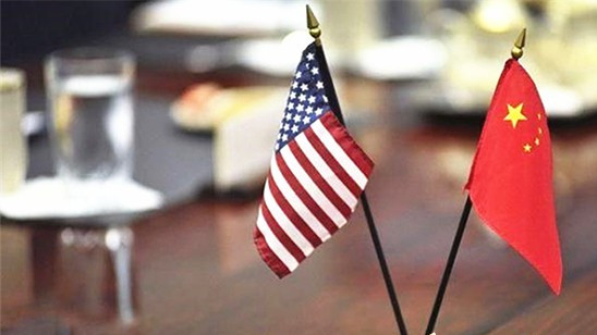  经济周期变局下的焦虑：构建稳健资产配置的防御性方案 股票财经