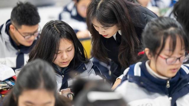  莘莘学子与家长：迎向教育资源均衡化的新契机 教育招生