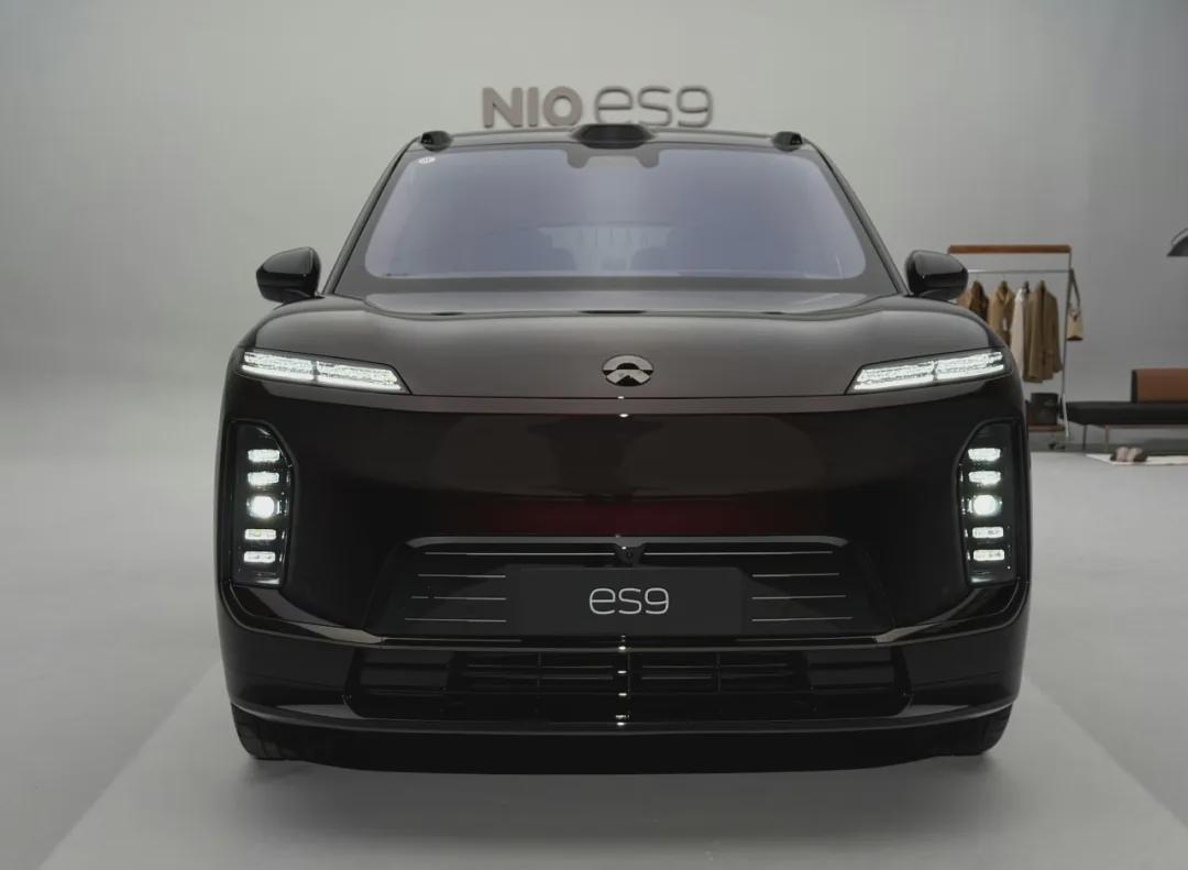  硬核拆解蔚来ES9：5365mm车身背后的技术博弈与高端纯电的市场赌注 汽车科技