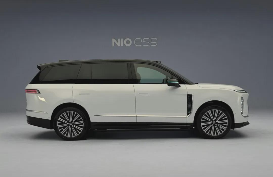  硬核拆解蔚来ES9：5365mm车身背后的技术博弈与高端纯电的市场赌注 汽车科技
