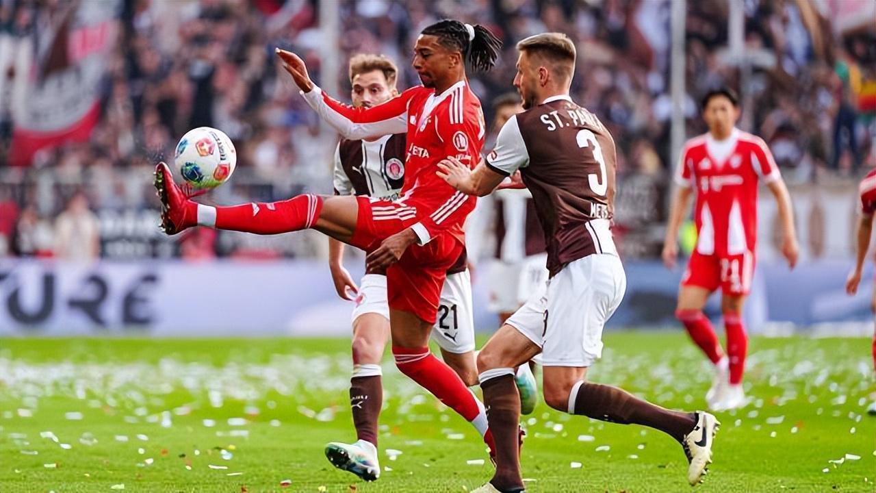  【技术解码】穆西亚拉破54年纪录背后：德甲第101球的结构性意义 体育新闻