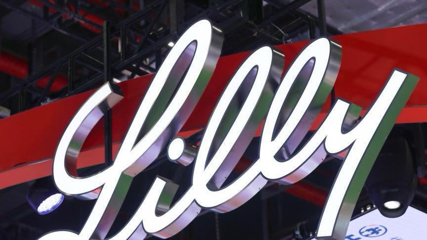  跨越学科边界：跨国药企在中国的AI药物研发新棋局 新闻