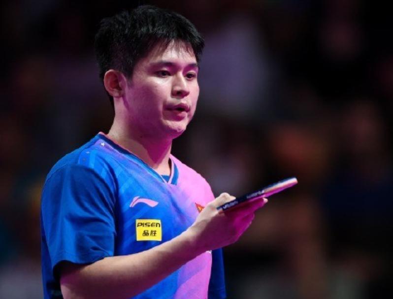  从海南到世界之巅：林诗栋如何成为中国乒乓球的孤胆英雄 体育新闻
