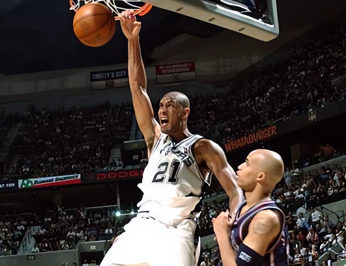  NBA个人奖项投票统计：数据拆解历史级球员的统治力逻辑 体育新闻