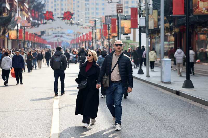 携程入局全球旅游竞争:梁建章的2亿人次战略与入境游产业变局 企业服务